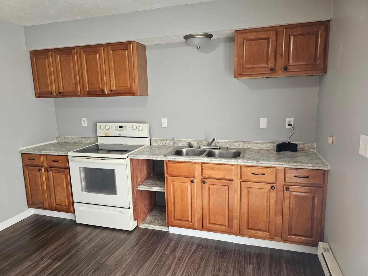203 Jefferson AvenueApt. B #B - Photo 2 of 7