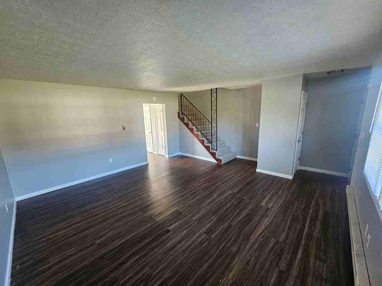 203 Jefferson AvenueApt. B #B - Photo 3 of 7