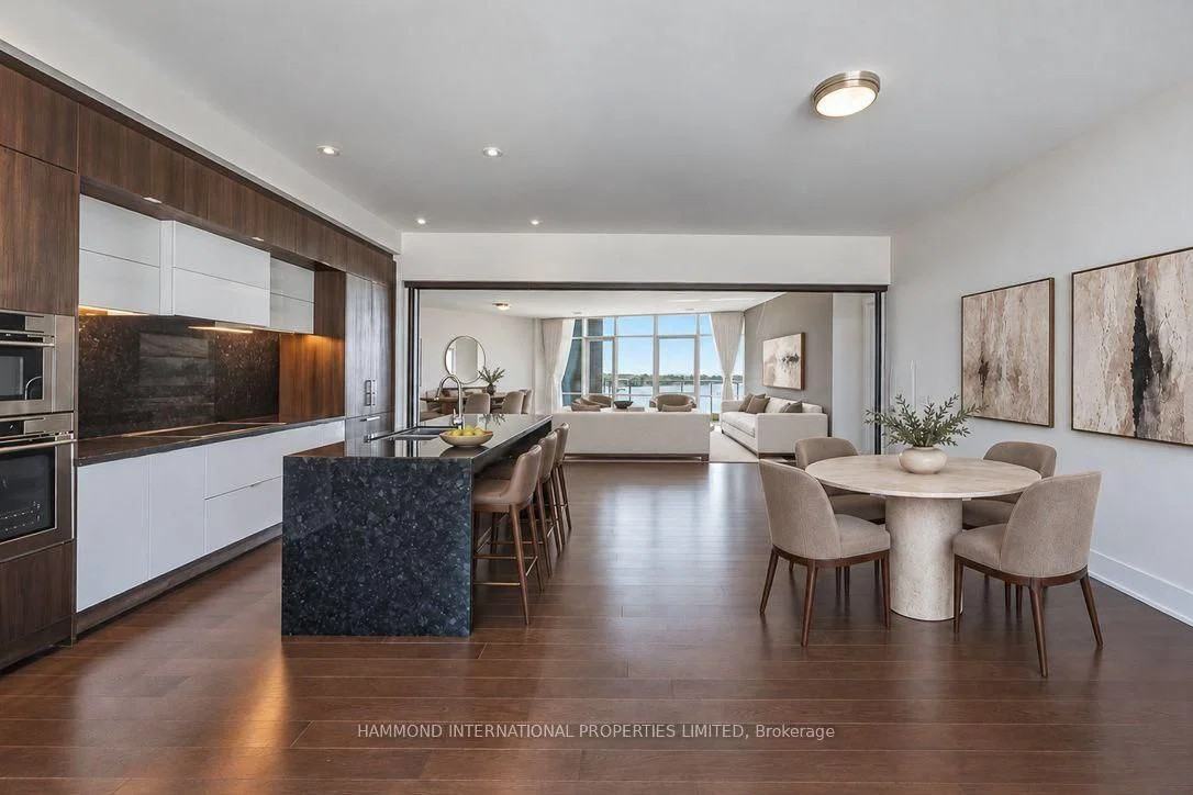 1 Edgewater Drive #PH - Photo 3 of 26