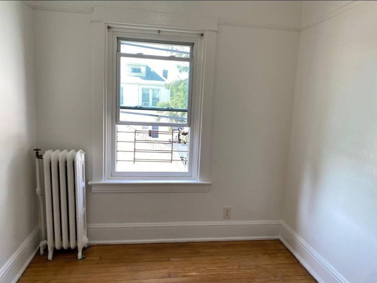 1827 Hone Ave #2 - Photo 5 of 9