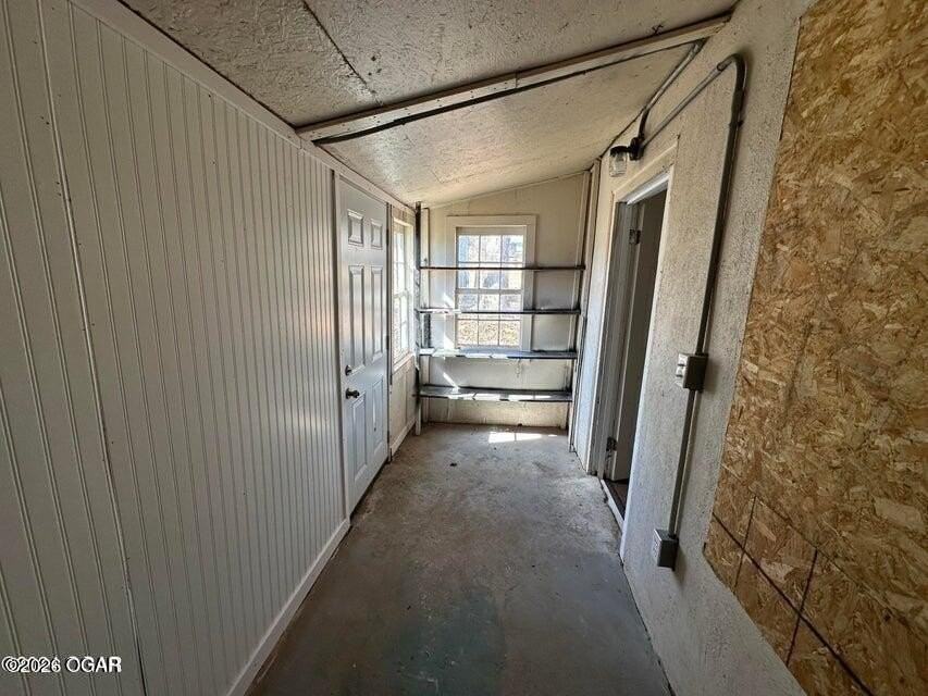 1210 Oak St - Photo 6 of 9