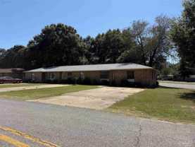 6401 Kennington Cir - Photo 1 of 1