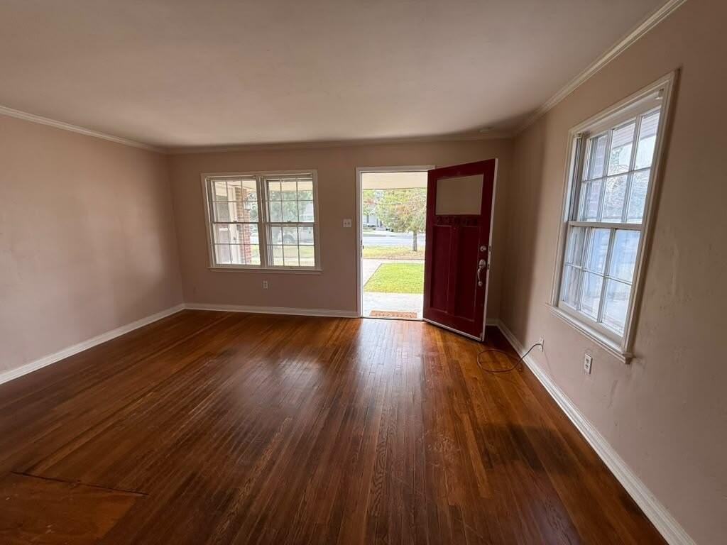 2506 College Ave #B - Photo 5 of 14
