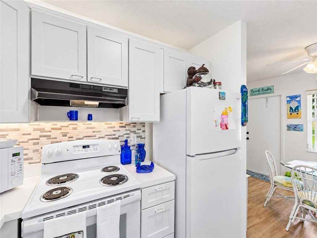 24 Pine Arbor Ln #103 - Photo 7 of 33