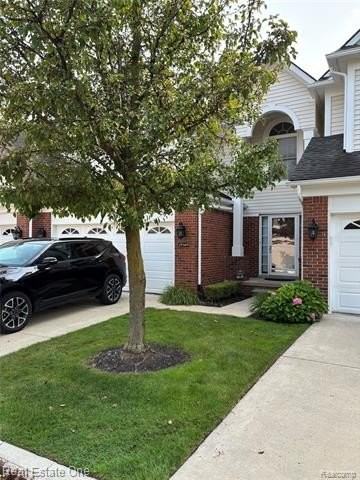 29309 Weston Dr #83 - Photo 2 of 15