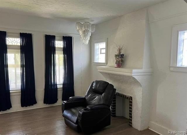 1441 Lawrence St - Photo 3 of 9