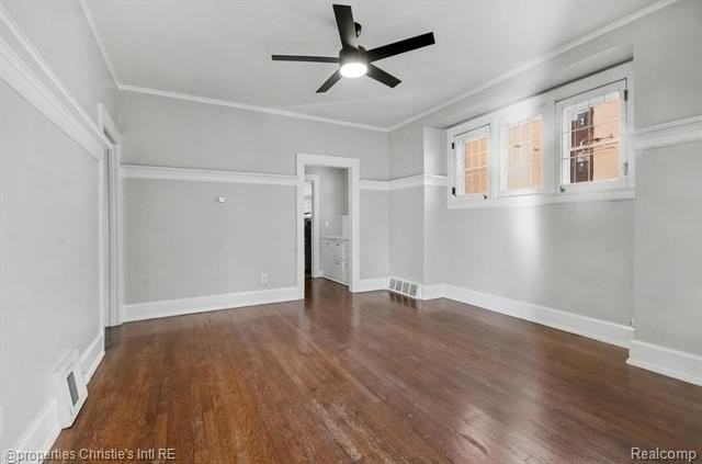 1071 Van Dyke St #2 - Photo 3 of 17