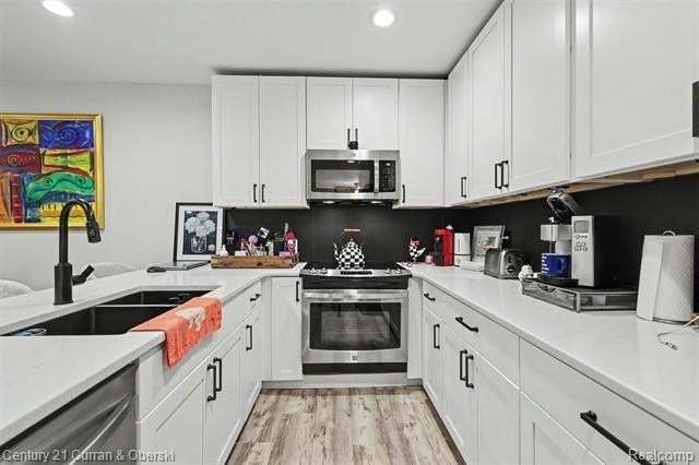 5754 Hampshire Ln - Photo 7 of 31