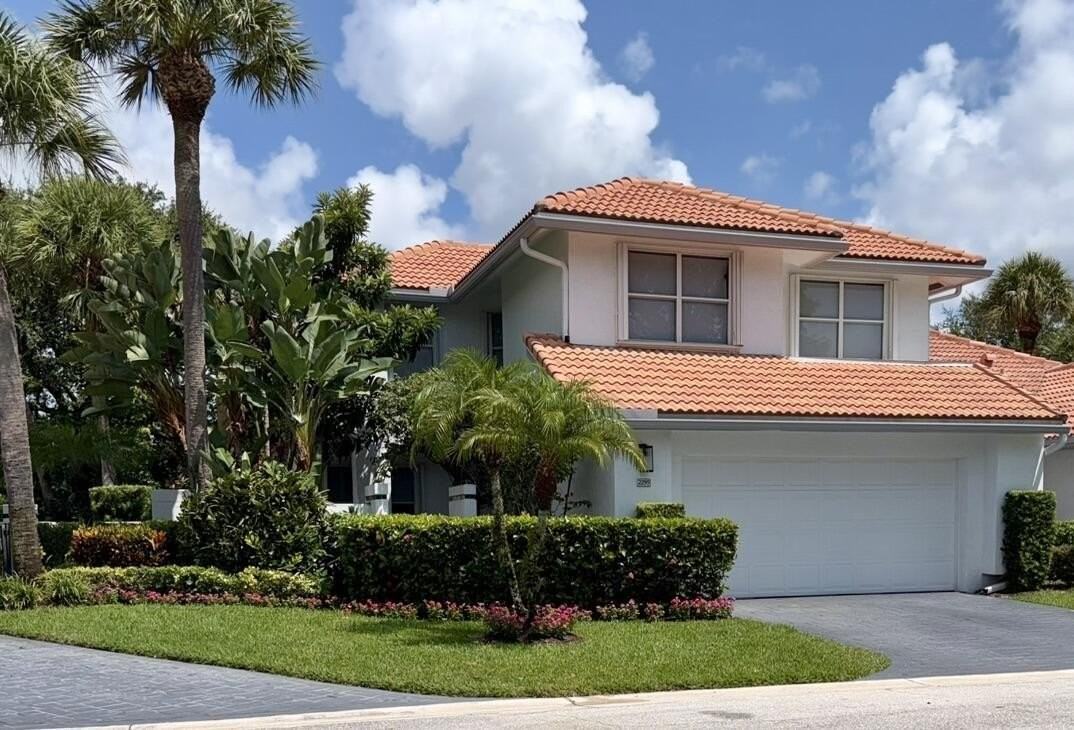 2295 Nw 53rd St - Photo 5 of 29