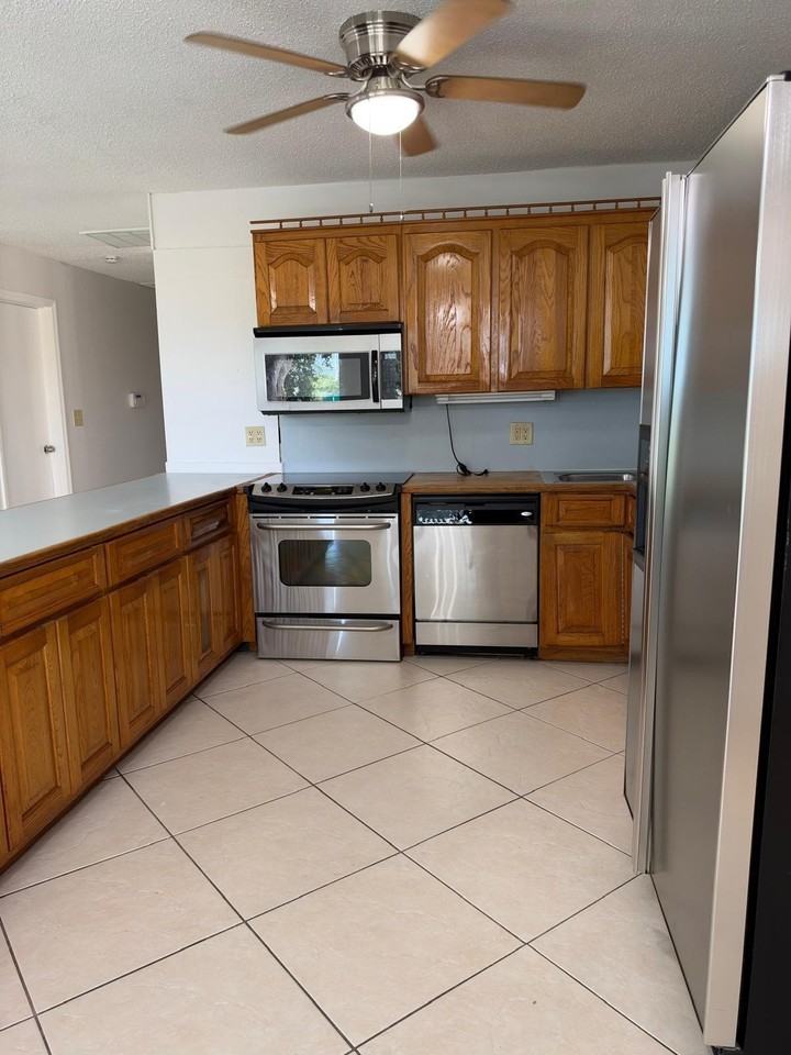 2518 Se Harrison St - Photo 6 of 41