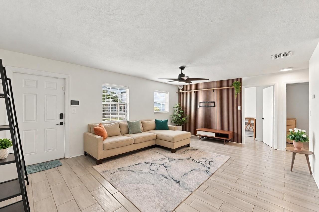 2775 Ne 16th Ave - Photo 6 of 47