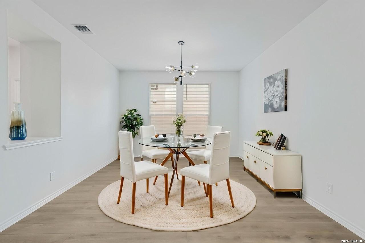 137 Local Wave Dr - Photo 2 of 41