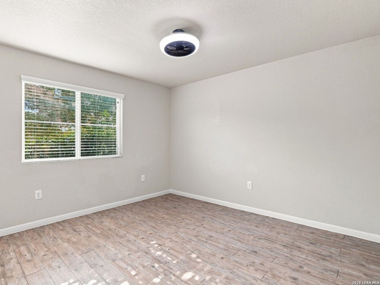 10203 Relic Oaks - Photo 5 of 28