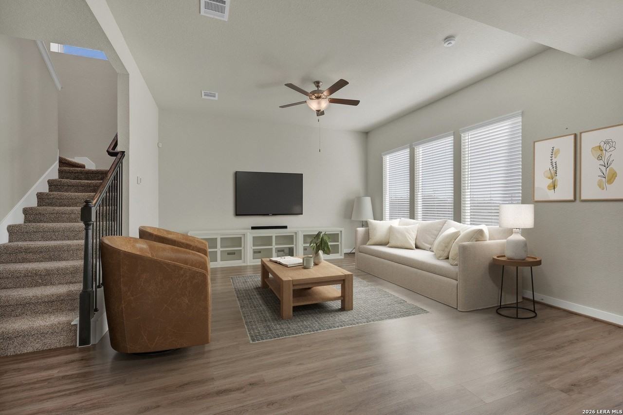 15418 Ivory Hls - Photo 4 of 39