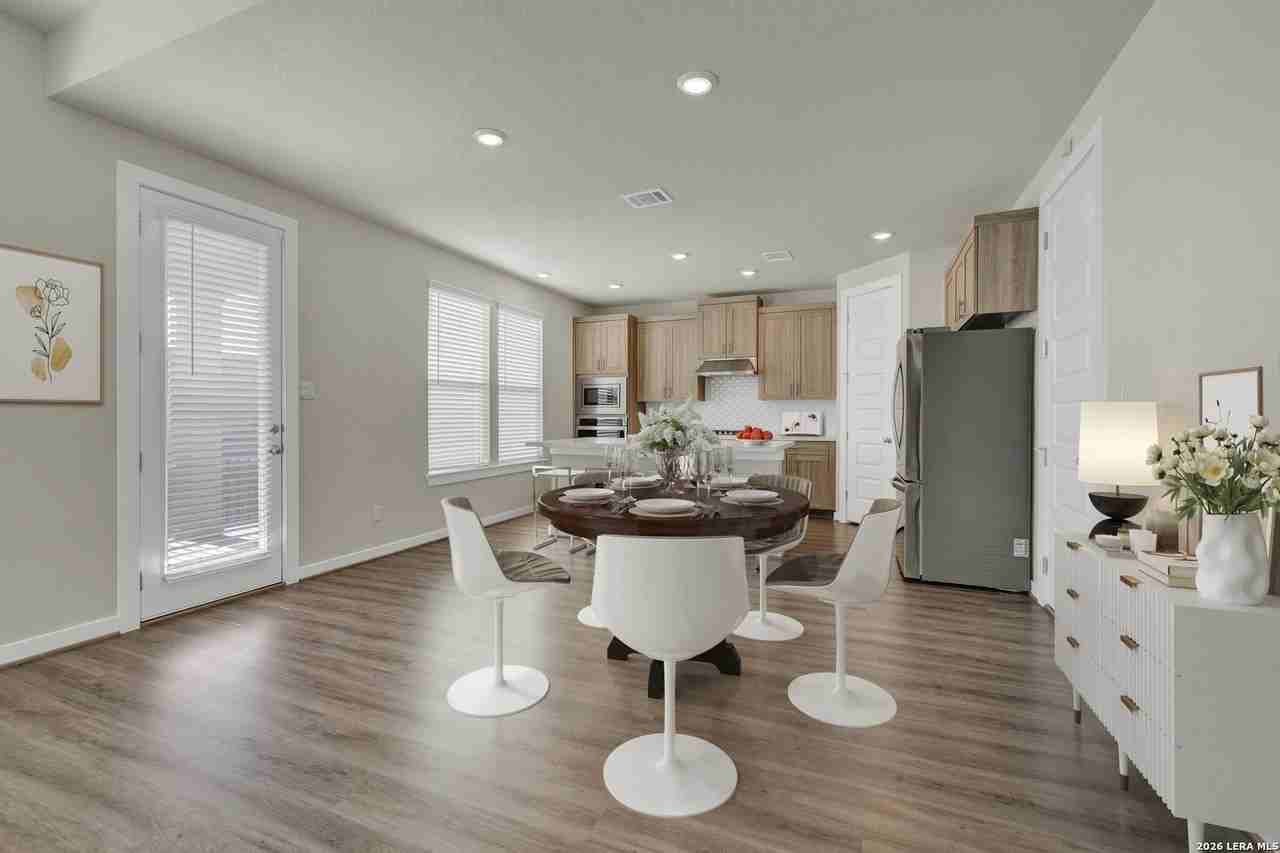 15418 Ivory Hls - Photo 7 of 39