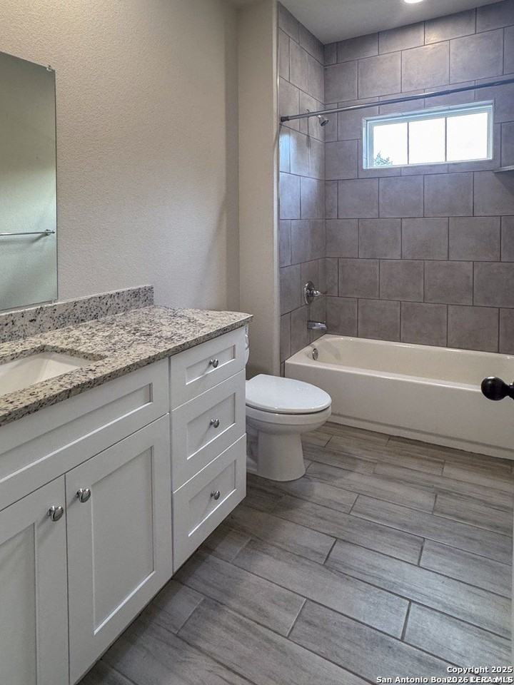 2410 Golf Dr - Photo 7 of 21