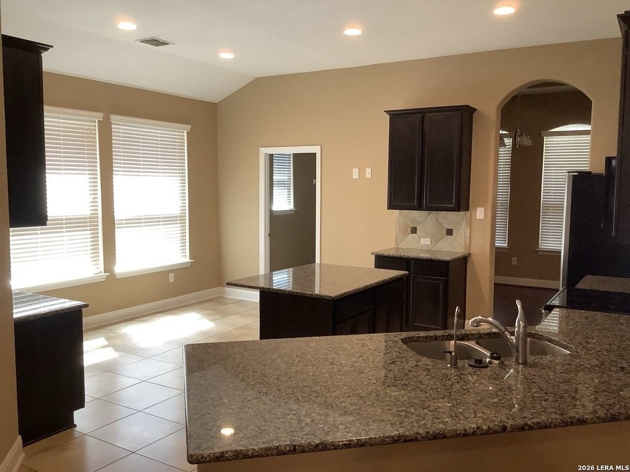 213 Flint Rd - Photo 2 of 5
