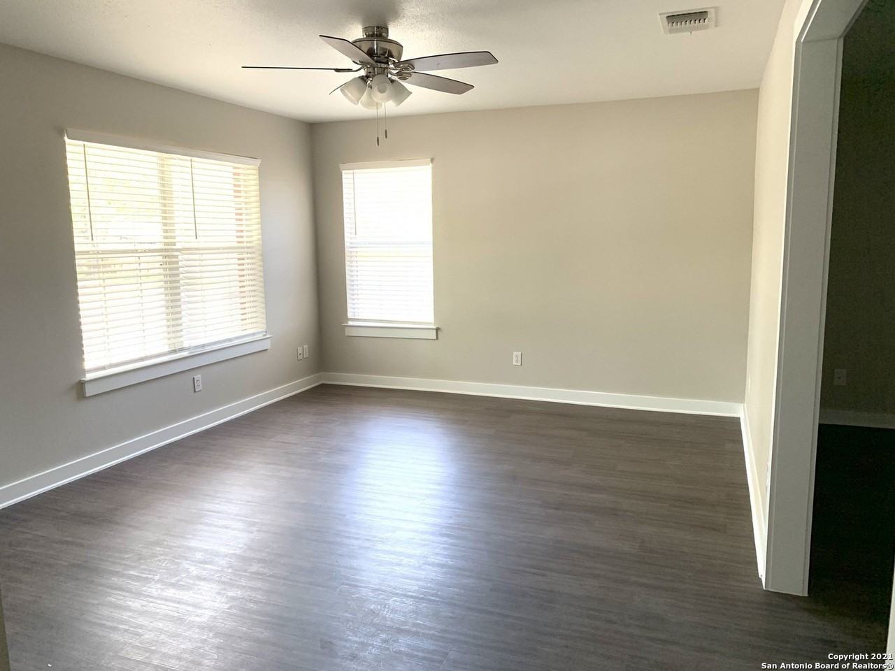 3502 Lura Ln - Photo 3 of 22