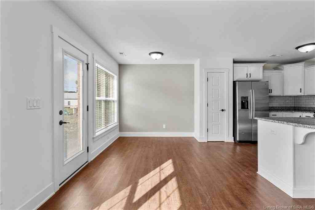 5511 Limestone Creek Dr - Photo 6 of 37
