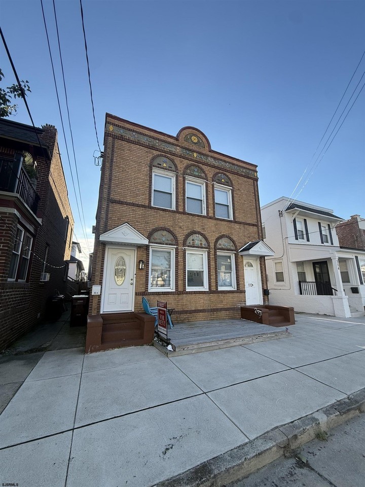 112 N Avolyn Ave - Photo 2 of 12