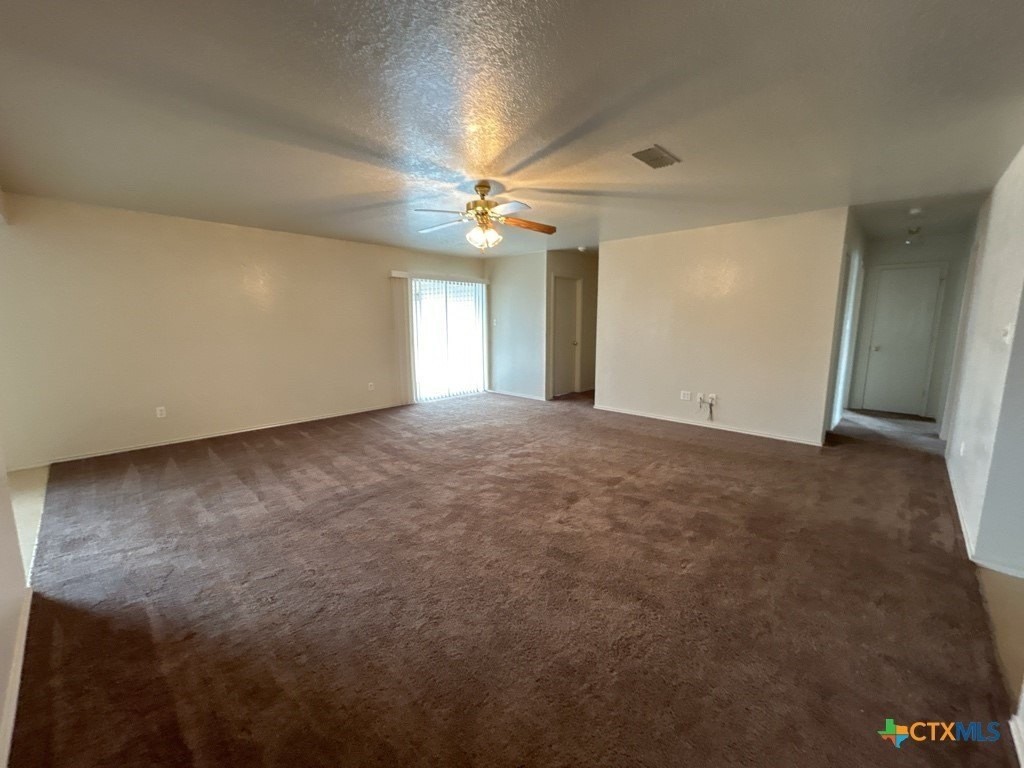 2509 Bigleaf Dr - Photo 3 of 22