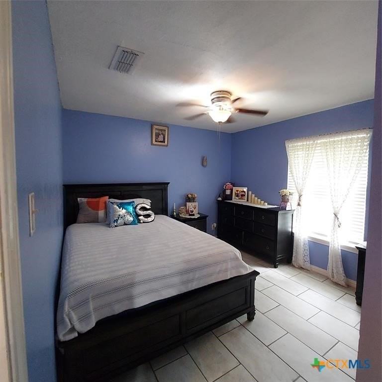 2303 Dover Rd - Photo 3 of 15
