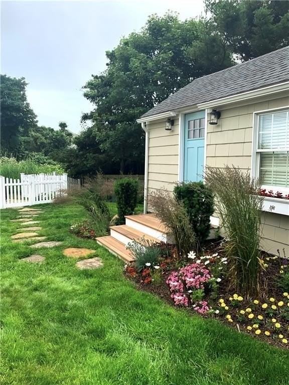 1143 Point Judith Rd - Photo 2 of 47