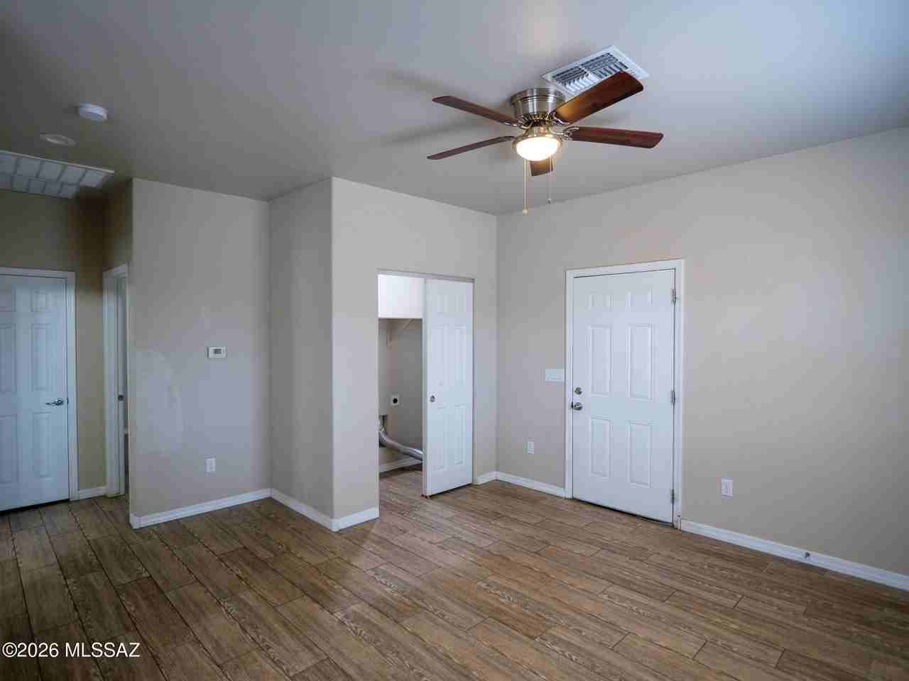 5720 S Southland Blvd #2 - Photo 3 of 14