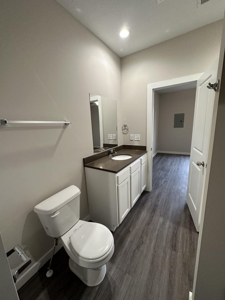 13522 W Haskell Ct #1 - Photo 6 of 18