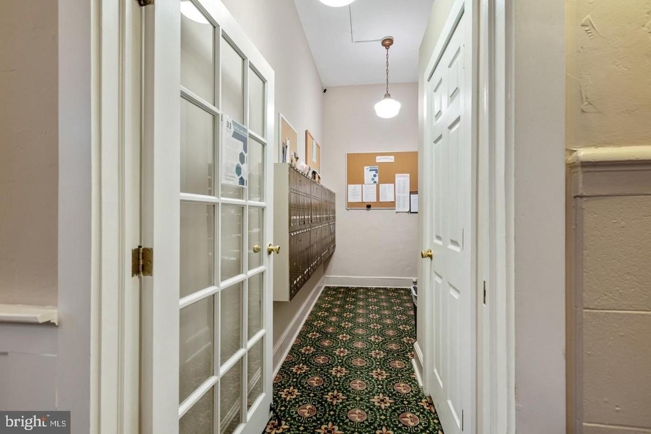 1305UNIT N Broom St #111 - Photo 5 of 28
