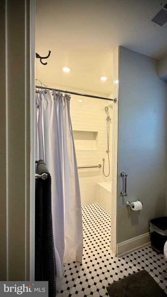 4874 Sudley Rd - Photo 7 of 11