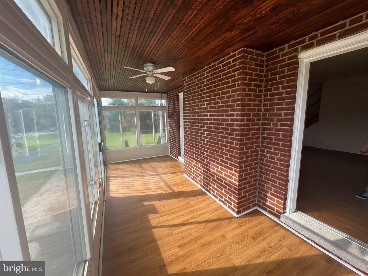 10005 Harford Rd - Photo 4 of 19