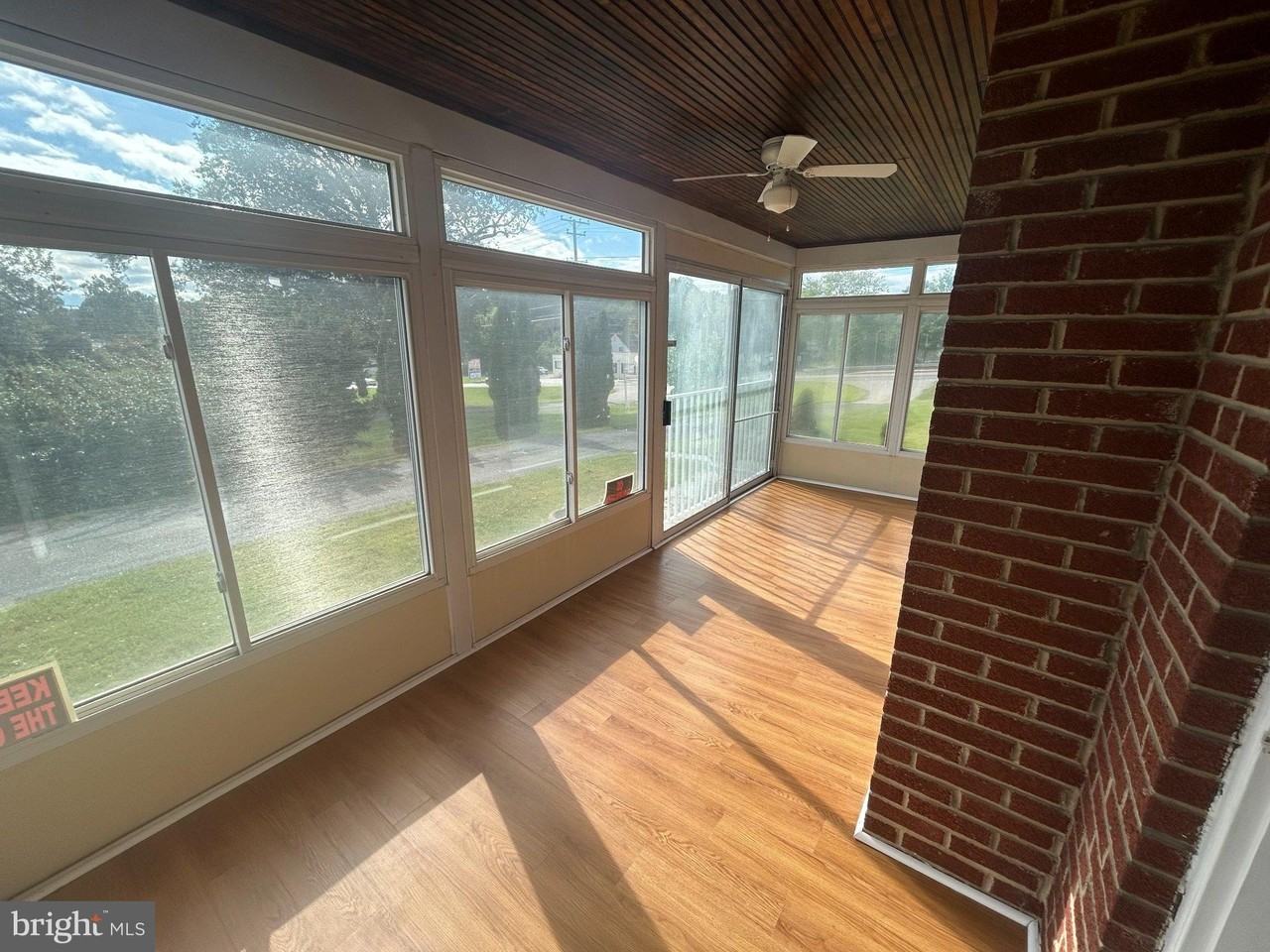 10005 Harford Rd - Photo 5 of 19