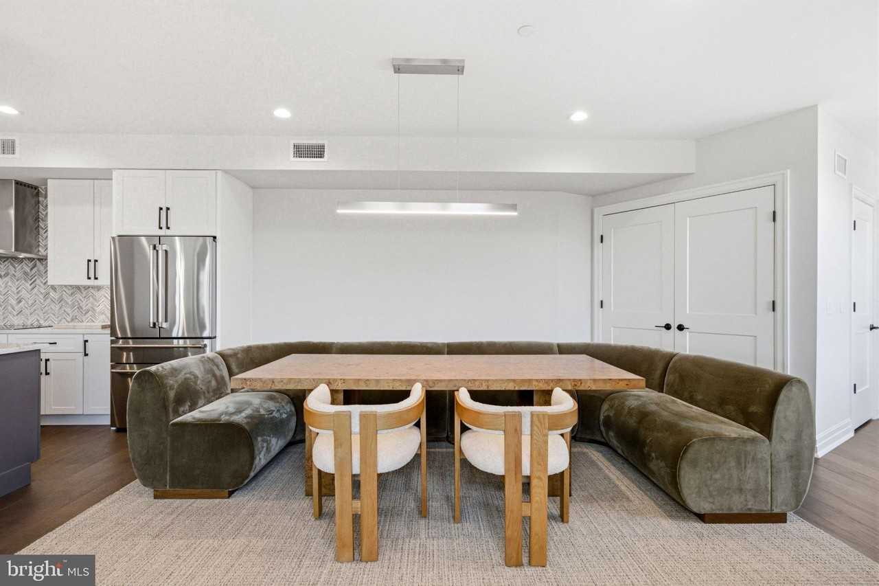 151 Kings Hwy E #A - Photo 7 of 22