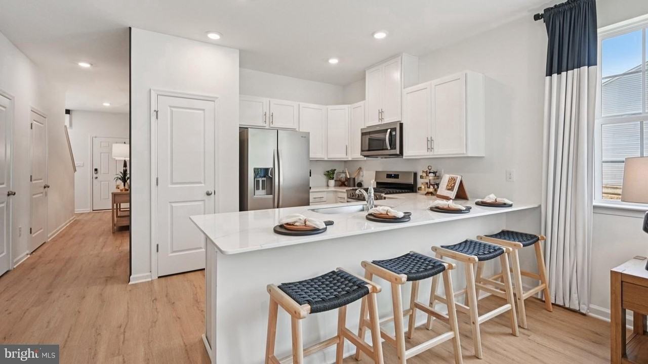22 Whaler Ave - Photo 7 of 29