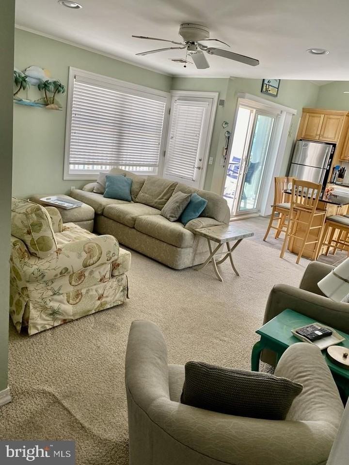 116 E Seabreeze Ave #2ndFL - Photo 2 of 12