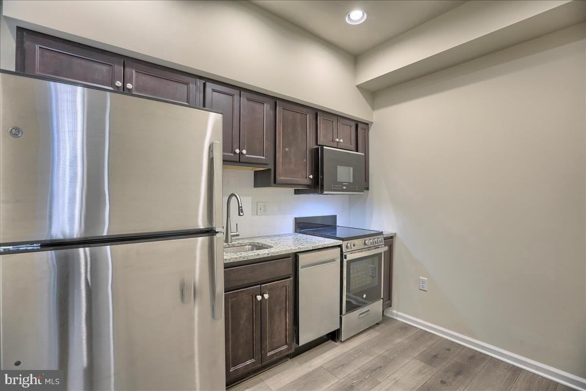 118 High Pointe Dr - Photo 5 of 11