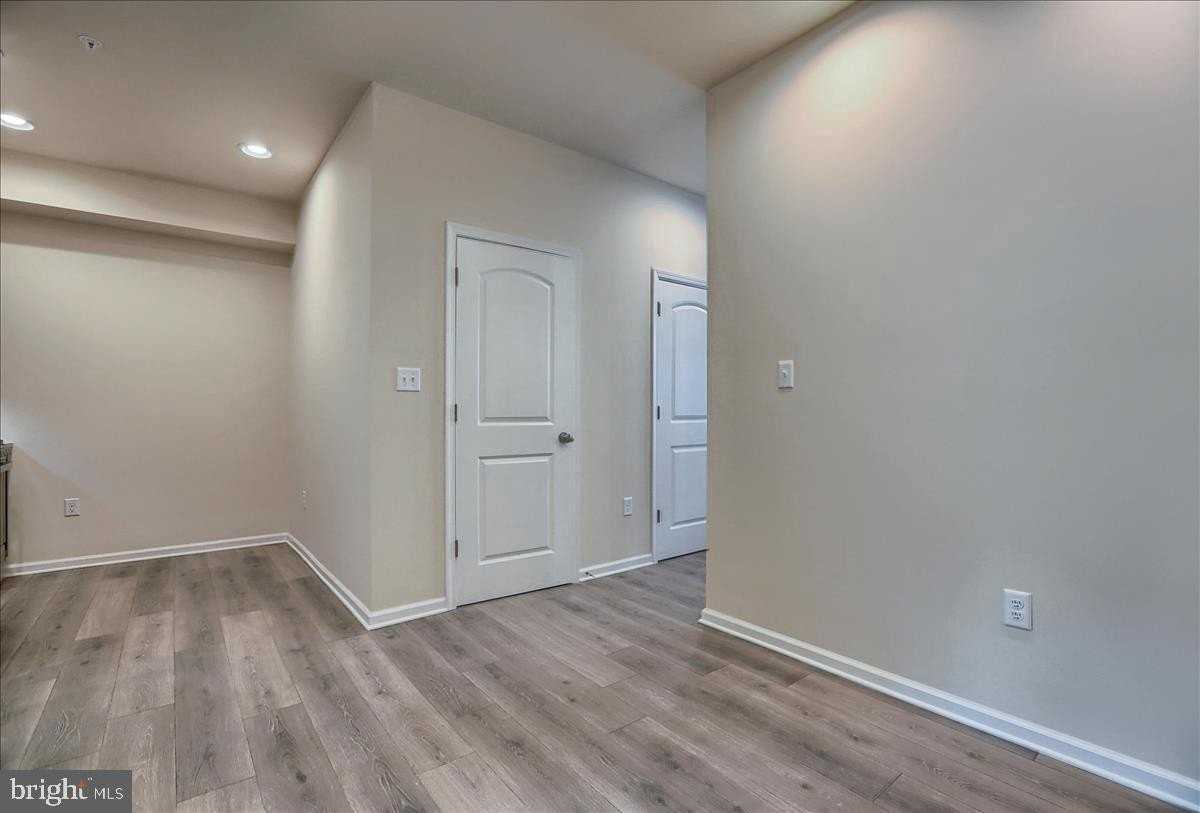 118 High Pointe Dr - Photo 7 of 11