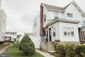 featured image of 233 Leon Ave