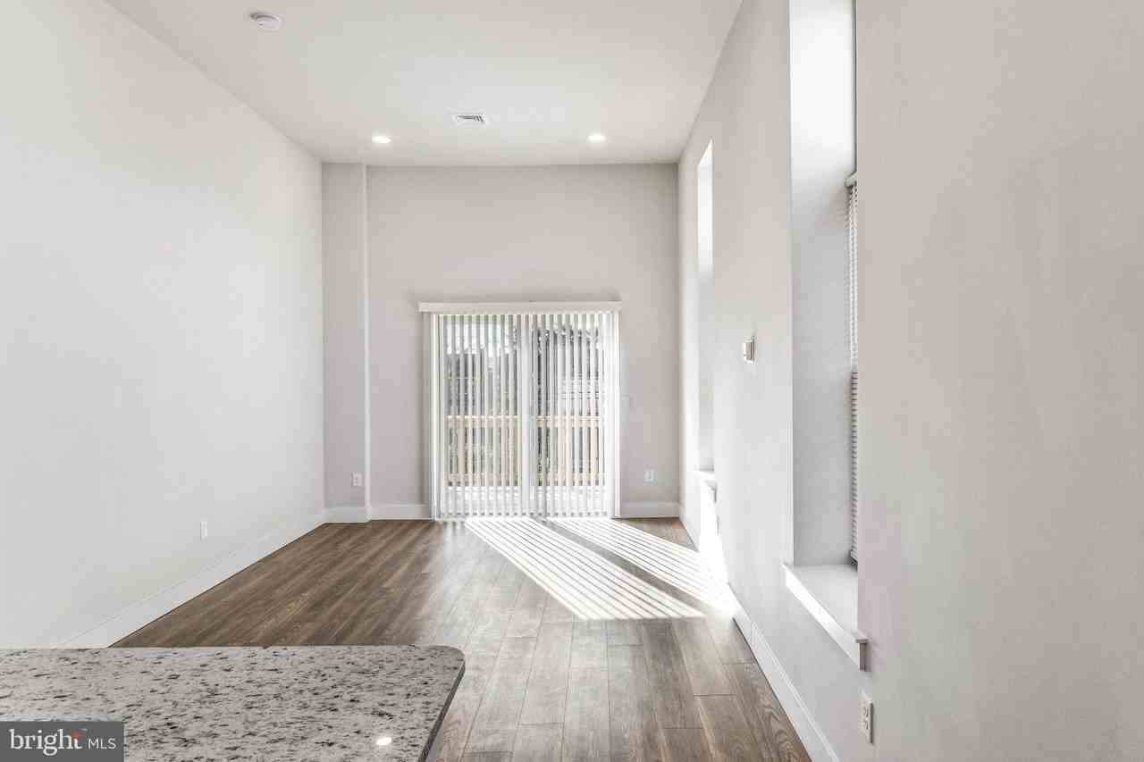 424 Chestnut St #1 - Photo 2 of 36