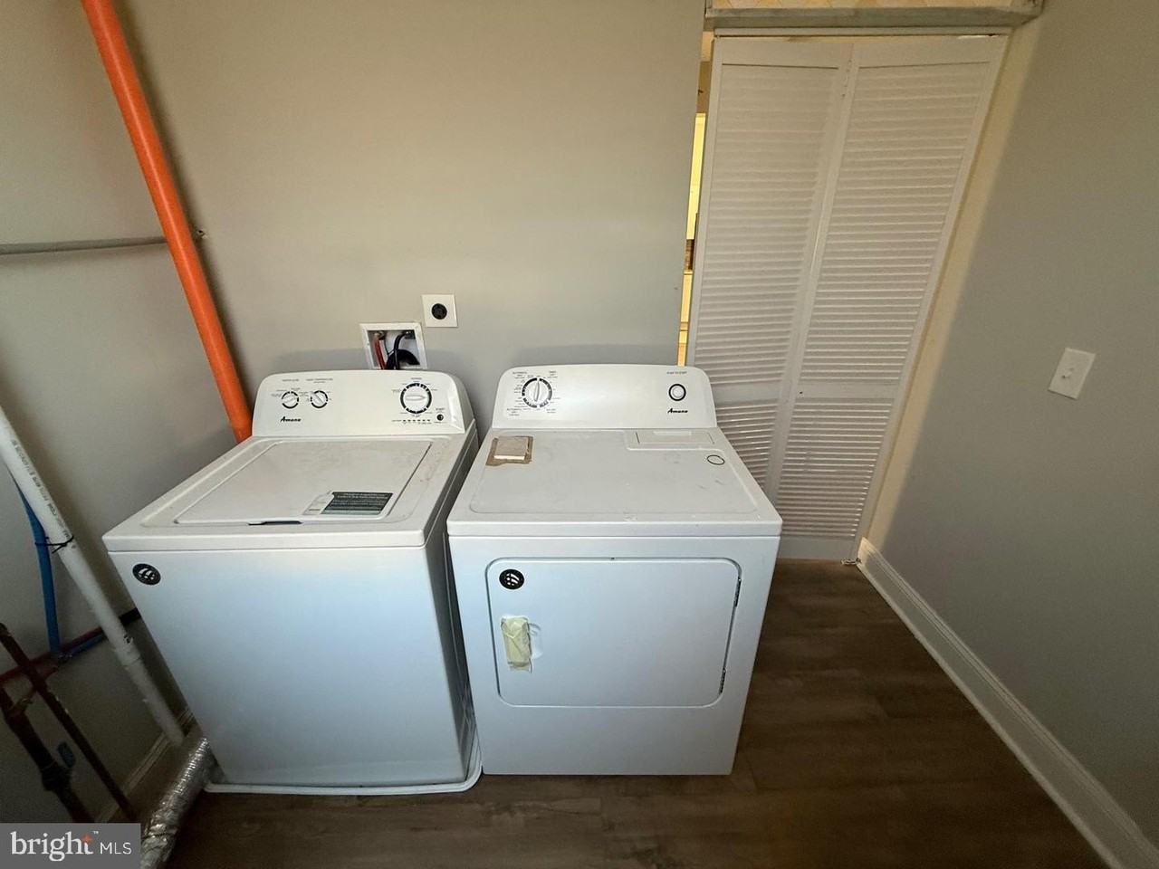 4028 W Girard Ave #3 - Photo 5 of 8