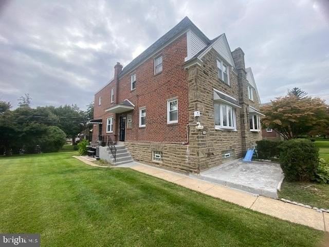 6316 Anderson St - Photo 2 of 30