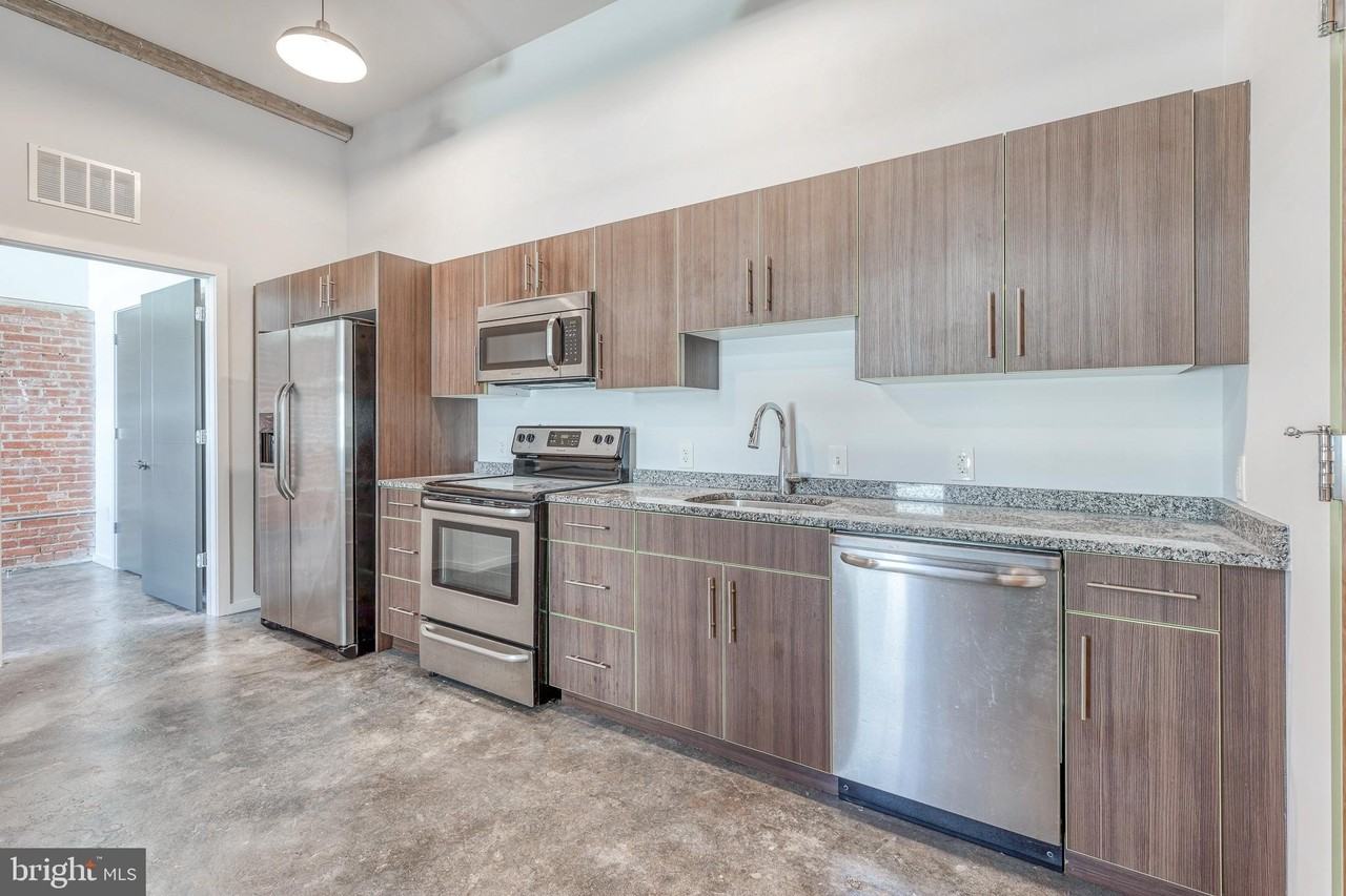 4800 Brown St #312 - Photo 5 of 23