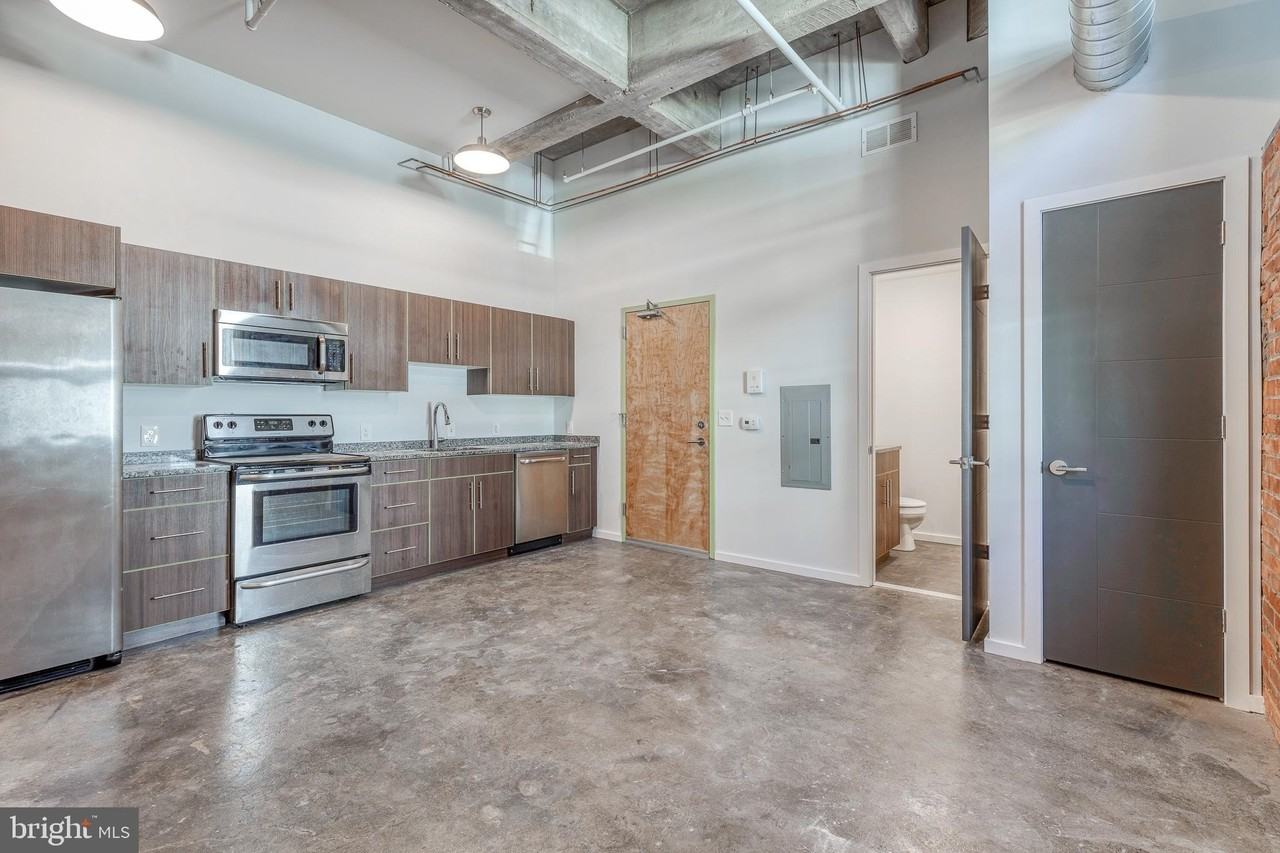 4800 Brown St #312 - Photo 7 of 23
