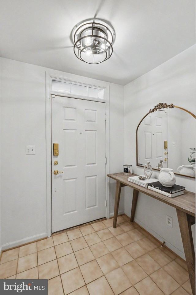 109 Martin Ln - Photo 4 of 50