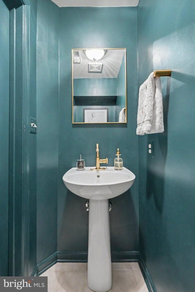 109 Martin Ln - Photo 6 of 50