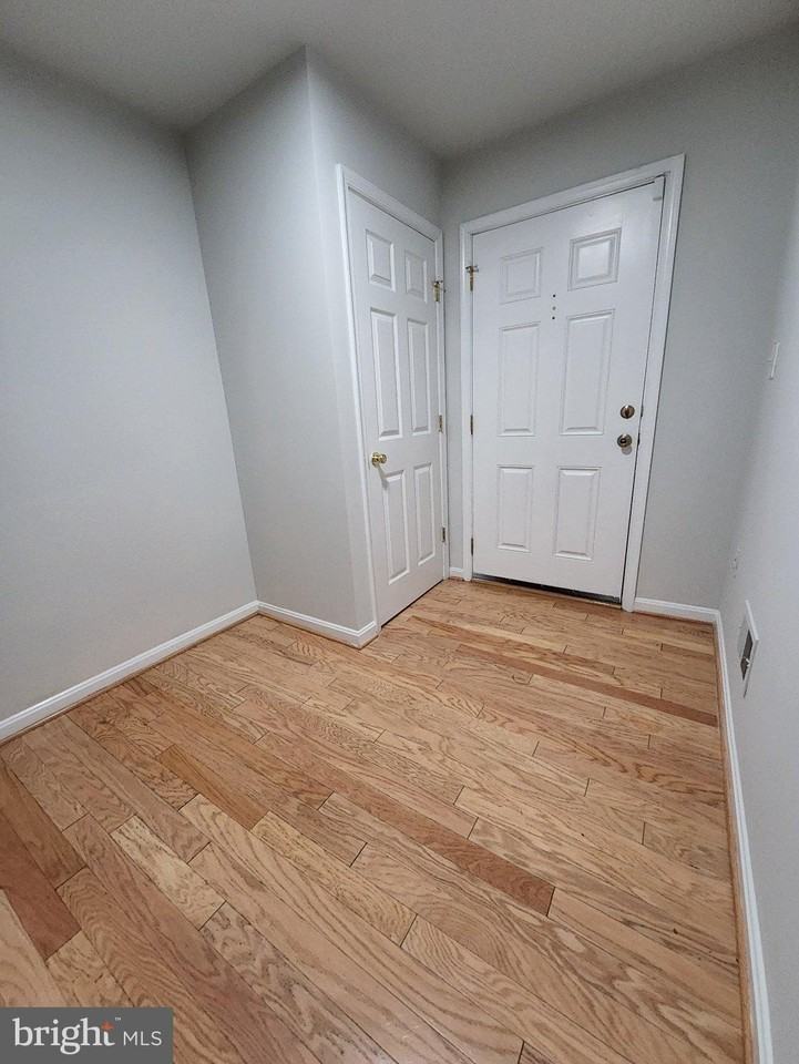 2281 Forsythia Dr - Photo 2 of 23