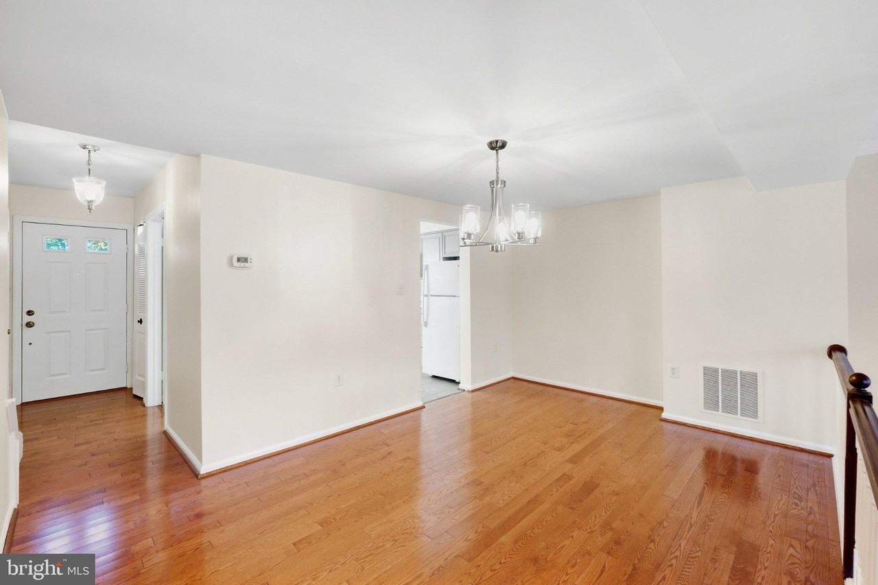 6558 Sand Wedge Ct - Photo 4 of 20
