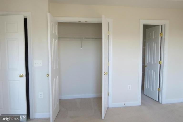 13669 Venturi Ln - Photo 7 of 12