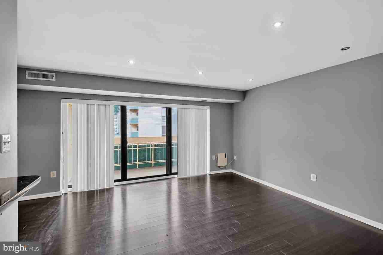 6135 Leesburg Pike #305 - Photo 5 of 20